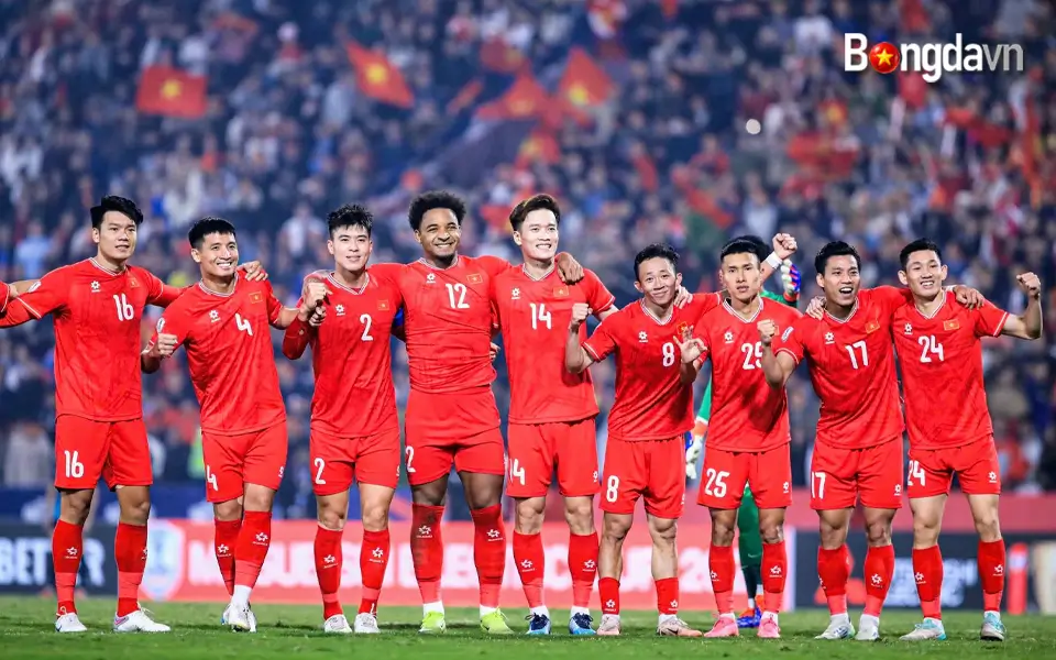 Bóng đá Việt Nam vươn tầm khi giành vé dự VCK U23 châu Á 4 Bất ổn thật sự của bóng đá Đông Nam Á