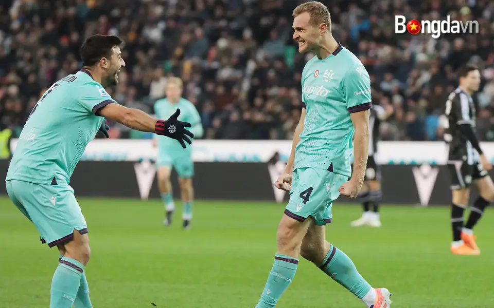 Rất nhiều bàn thắng ở Serie A 11 Bologna đánh bại Udinese với tỷ số 3-0