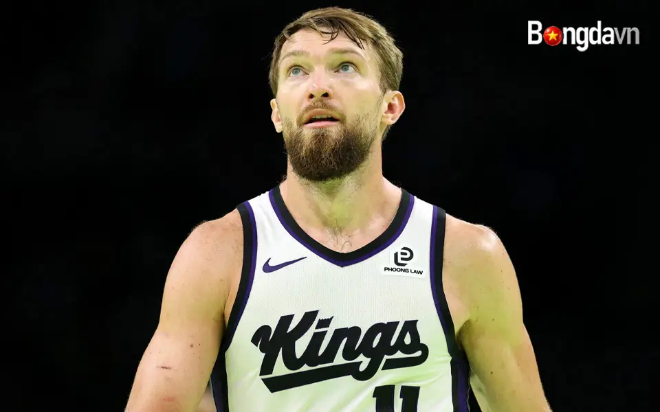 Domantas Sabonis đang đạt trung bình 17,2 điểm, 12,3 lần bật bóng và 3,7 lần kiến ​​tạo trong mùa giải này