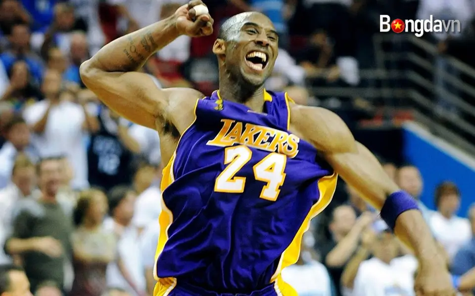 Kobe Bryant cống hiến cả sự nghiệp cho Lakers
