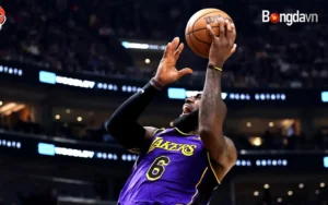 LeBron James được phép tập luyện va chạm, ngày tái xuất LA Lakers đang đến gần