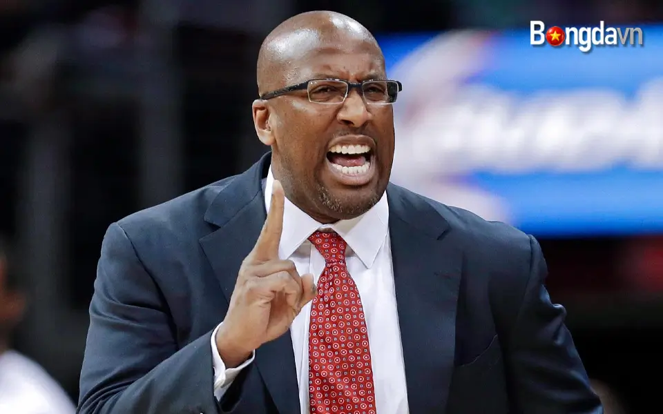 Mike Brown 2 danh hiệu Huấn luyện viên của năm (NBA Coach of the Year)