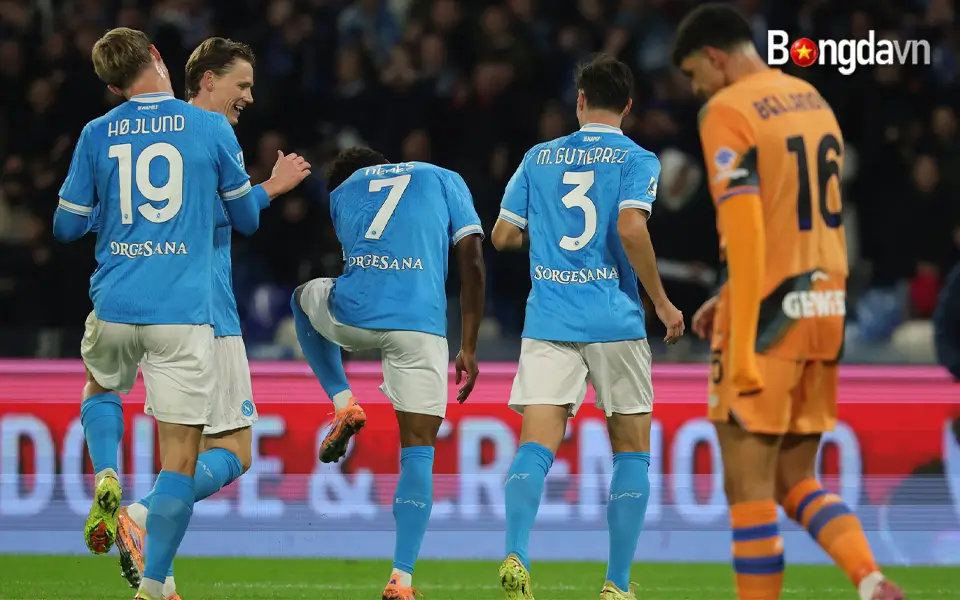 Rất nhiều bàn thắng ở Serie A 14 Napoli mạnh mẽ thắng áp đảo 3-1 trước Atalanta