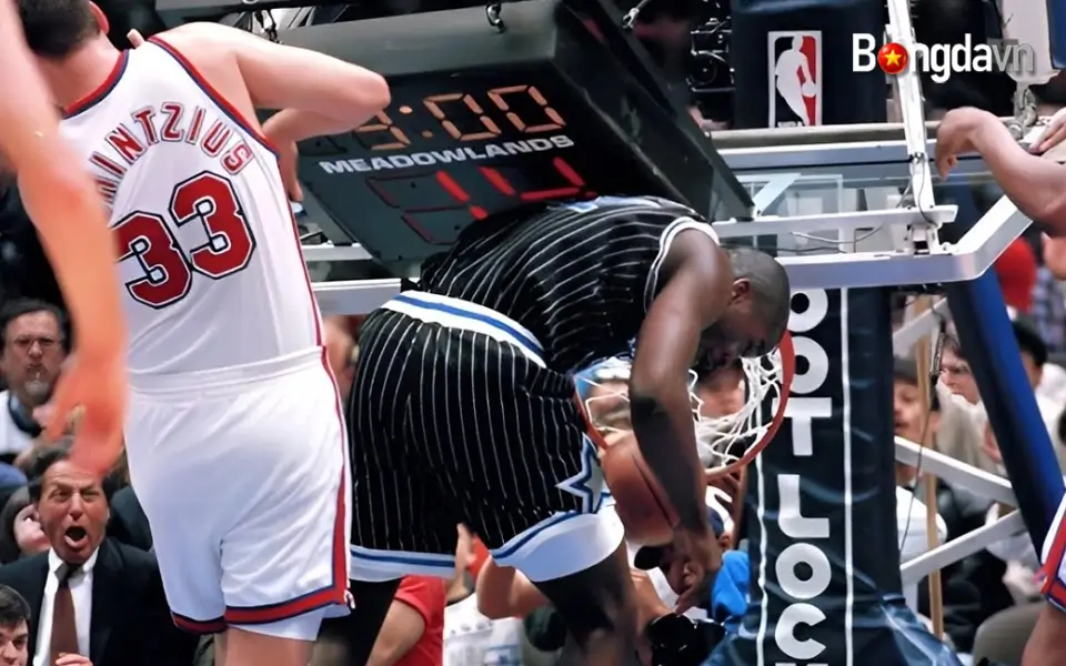 Shaquille O’Neal (Orlando Magic vs Brooklyn Nets, 1993)