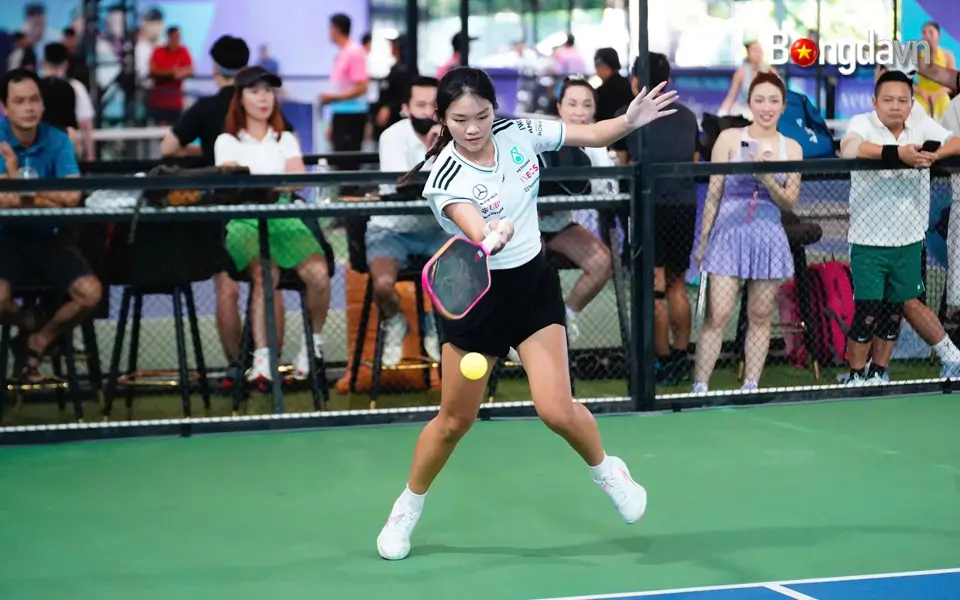 Sophia Phương Anh trở thành tâm điểm