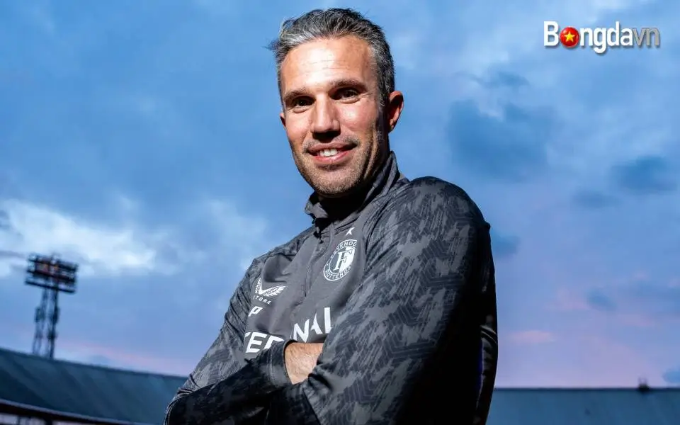 Huyền thoại Van Persie nói về hành trình tìm lại đam mê bóng đá 2 van2