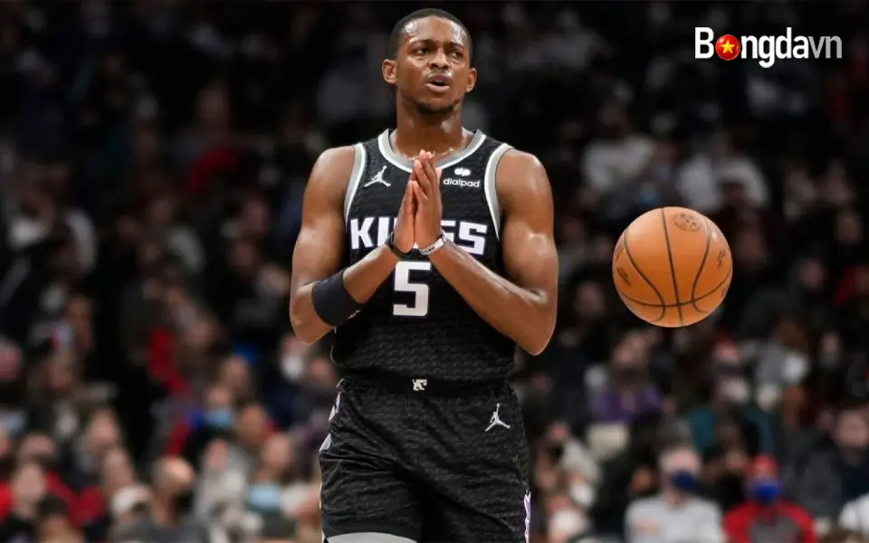 De'Aaron Fox và cú hích mạnh mẽ giúp Spurs thăng hoa trên mặt trận tấn công