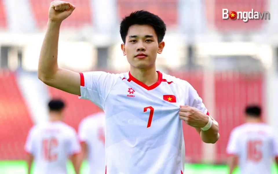 Đình Bắc là ngôi sao nổi bật nhất của U22 Việt Nam trong trận mở màn SEA Games 33