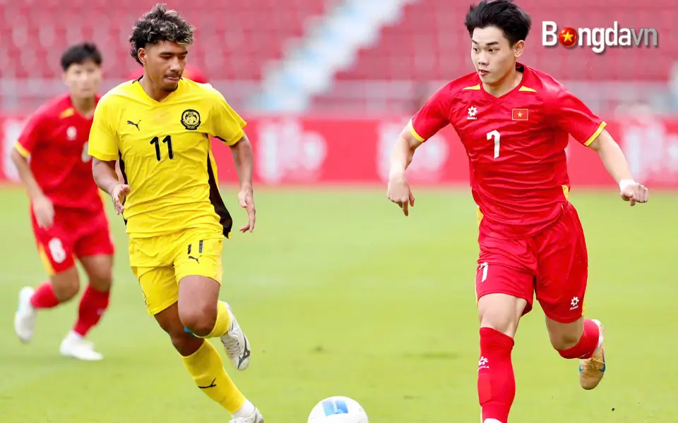 Vì sao U23 Việt Nam đá kín với Syria trước thềm giải U23 châu Á 2026? 2 Đình Bắc và các đồng đội liệu có tạo được dấu ấn ở sân chơi châu lục sau tấm HCV SEA Games 33?