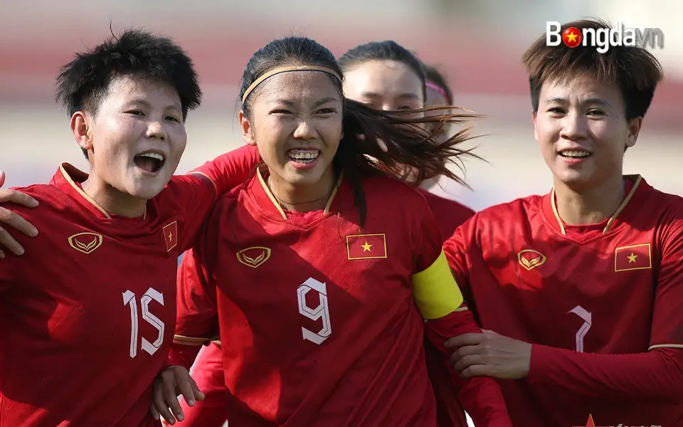 Đội bóng đá nữ Việt Nam mất nhiều thời gian di chuyển ở SEA Games 33