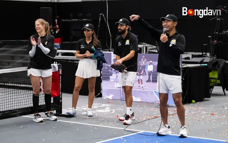 Đội thi đấu 48 giờ ở Pennsylvania gồm Andrew Hunter, Steve Dunham, Steve Lesko và Renee Sipos