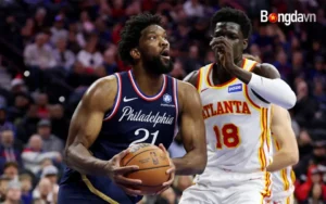 Joel Embiid trở lại 76ers sau khi vắng mặt 9 trận vì đau đầu gối