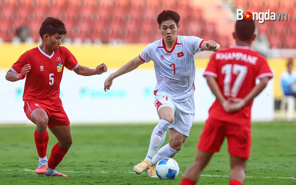 Màn trình diễn của U22 Việt Nam khiến người hâm mộ lo lắng sau trận ra quân SEA Games 33
