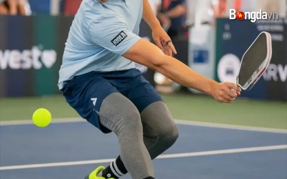 Môn thể thao ‘gỡ rối’ huyết áp cho người ngoài 40 2 Pickleball là lựa chọn phù hợp cho những người ngoài 40 tuổi có huyết áp tăng nhẹ nhưng chưa cần dùng thuốc