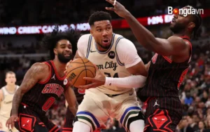 Quái thú Giannis ghi 29 điểm đưa Bucks tìm lại niềm vui chiến thắng
