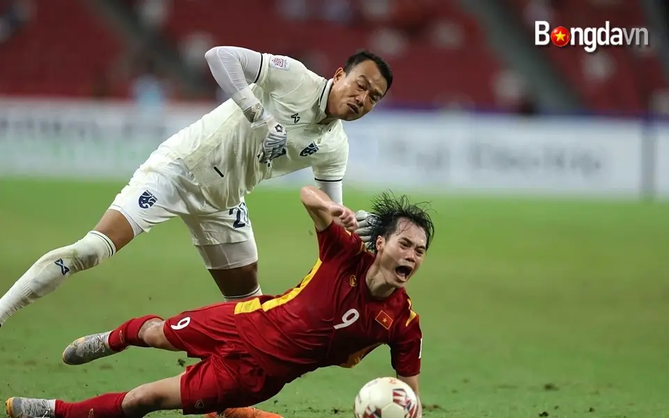 Việt Nam từng một lần khác bị trọng tài xử ép rõ ràng, ở bán kết lượt đi AFF Cup 2020 thua Thái Lan