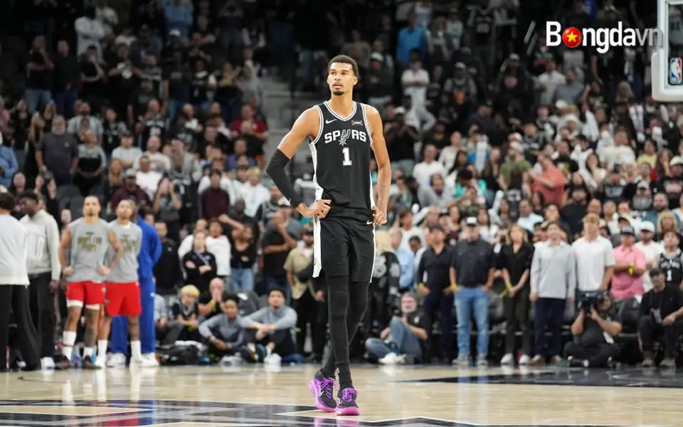 Victor Wembanyama và đội Spurs "đạo đức" đã được nâng tầm 4 Wembanyama cùng Spurs đang định hình lại bản sắc