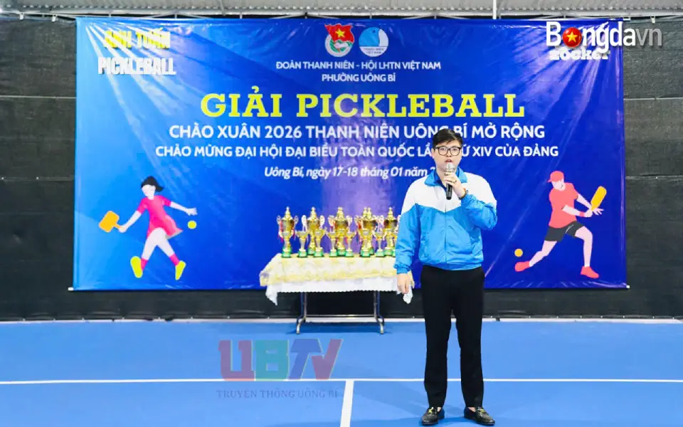 Bí thư Đoàn Thanh niên phường Uông Bí phát biểu khai mạc