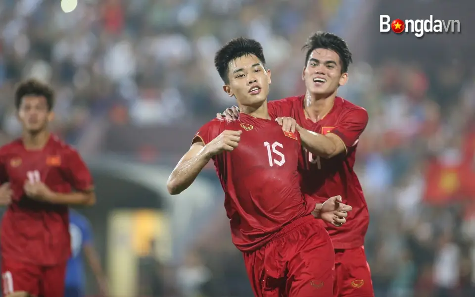 Bóng đá trẻ Việt Nam có thêm cơ hội dự World Cup