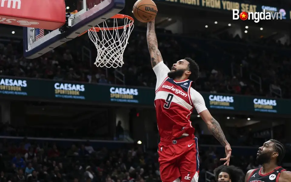 Cách Wizards trở thành một đội bóng tốt hơn 3 Justin Champagnie, cầu thủ dự bị của Wizards ghi được 17 điểm trong chiến thắng Magic