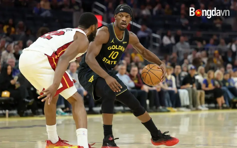 MRI xác nhận Jimmy Butler rách dây chằng ACL đầu gối phải