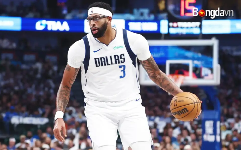 Anthony Davis rời Dallas Mavericks