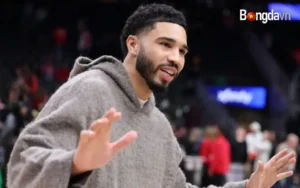Cận cảnh Jayson Tatum "nuốt trọn" giáo án 5 đấu 5
