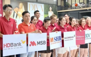 Các đoàn vận động viên ngành ngân hàng tham gia hội thao với tinh thần đoàn kết giao lưu