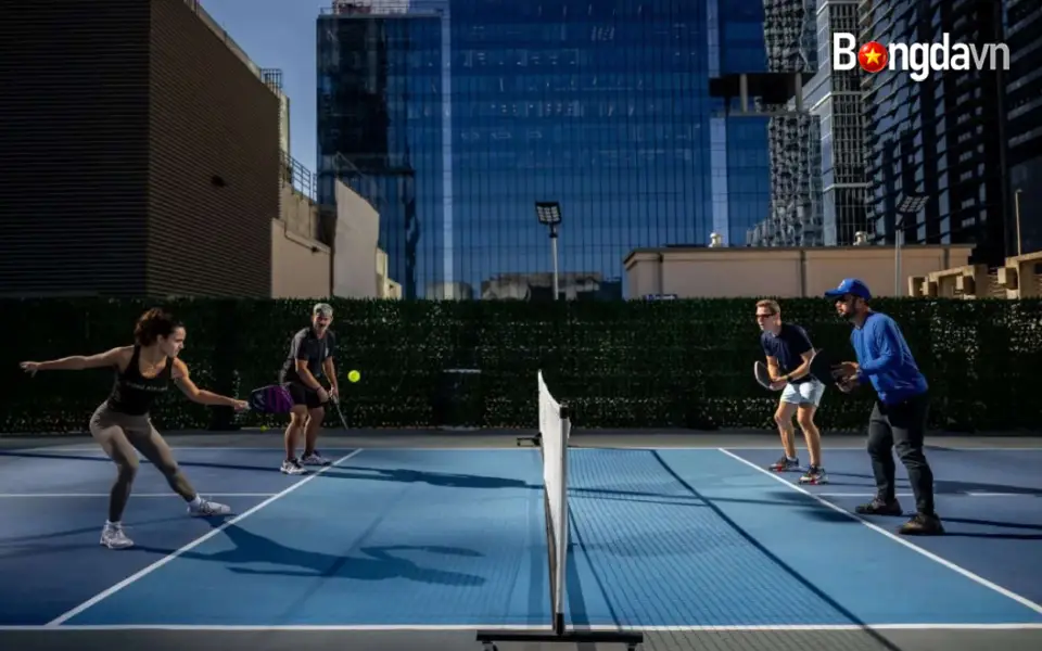 Cơn sốt pickleball tại mỹ: vượt mốc 24 triệu người chơi tăng trưởng 171% sau 3 năm 2 Con Số Biết Nói: Hơn 24 Triệu Người Cầm Vợt