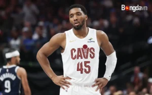 Donovan Mitchell top 8 trong danh sách ghi điểm của NBA với 28 điểm mỗi trận, đồng thời hiệu suất ném rổ 47,9%.