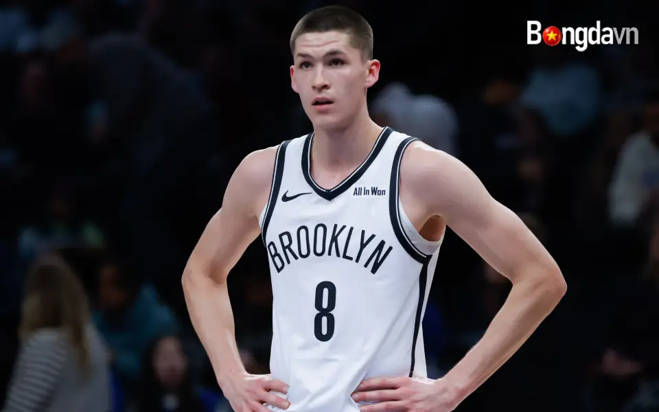 Egor Dëmin đạt trung bình 10,3 điểm, 3,2 rebound và 3,3 kiến ​​tạo trong 52 trận đấu mùa giải này