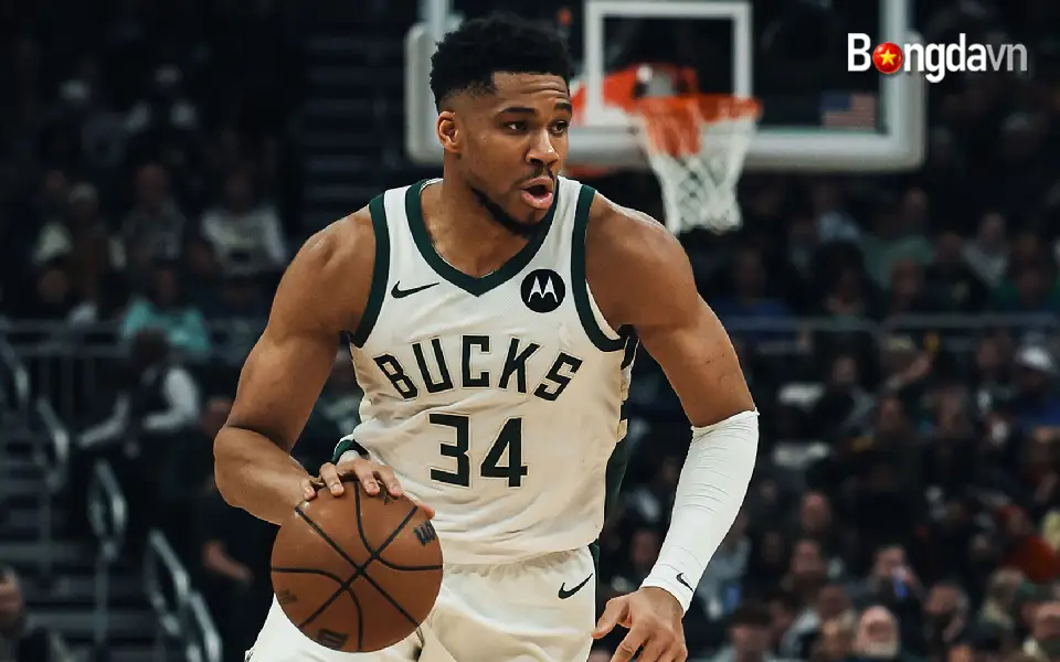 Giannis Antetokounmpo: Nén thất vọng, nỗ lực gấp đôi để trở lại