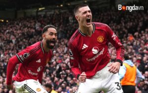 man-united-3-1-aston-villa