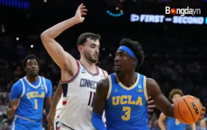 UConn đè bẹp UCLA 73-57, chính thức đoạt vé Sweet 16