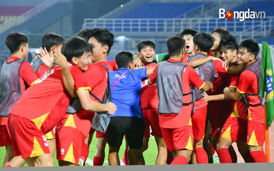 CĐV Đông Nam Á Kinh Ngạc Trước U17 Việt Nam