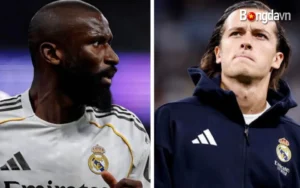 Antonio Rudiger (trái) được cho xô xát với Alvaro Carreras trong phòng thay đồ