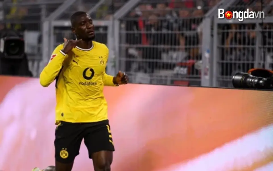 Dortmund Đánh Bại Frankfurt 3-2 Nghẹt Thở, Chốt Hạ Ngôi Á Quân Bundesliga 2 Cú Sốc Phút Thứ 2 Và Lời Đáp Trả Của Sắc Vàng Đen dortmund