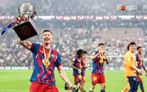 Lewandowski sẽ chia tay Barca vào hè này