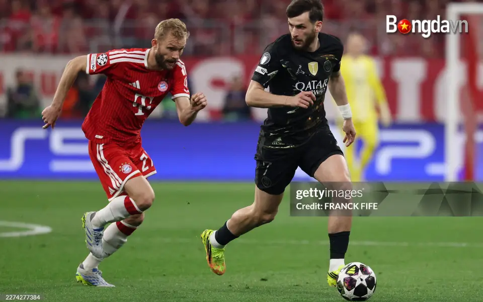 Màn Trình Diễn Đỉnh Cao Của Kvaratskhelia (Áo đen) Trước Bayern