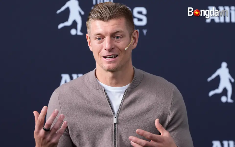 Real Madrid mời Toni Kroos về dẹp loạn nội bộ