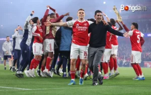 Số Trận Thắng Của Arsenal Vượt Tổng Số Trận MU Đã Đá