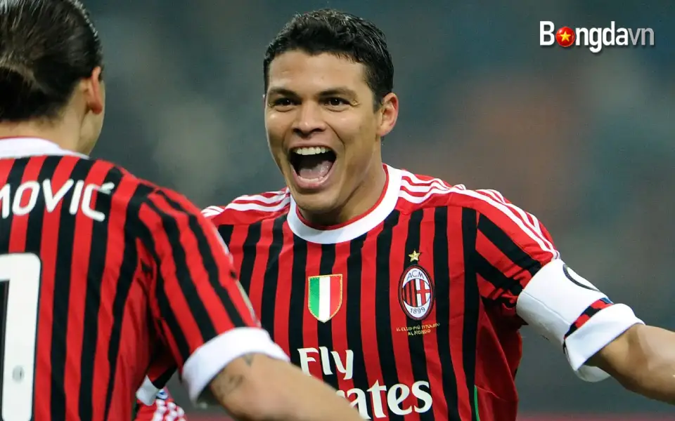 Thiago Silva nhận đề nghị tái hợp AC Milan