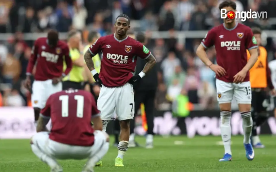 West Ham Thất Thế Trong Cuộc Đua Trụ Hạng NHA 2 Thua Newcastle 1-3, West Ham Chìm Sâu Khủng Hoảng Trụ Hạng
