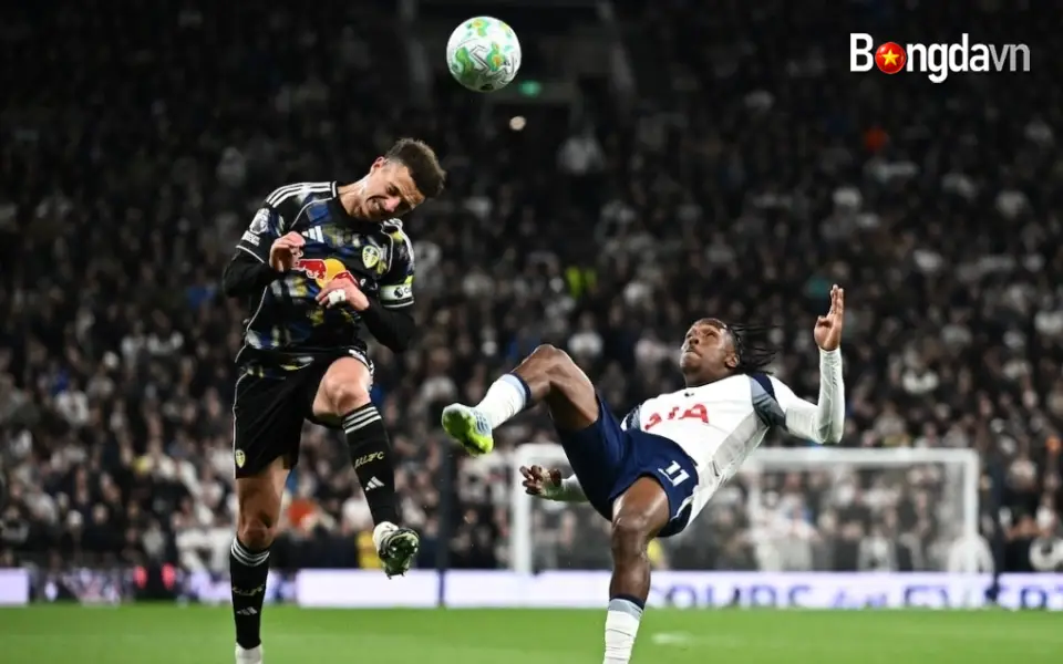 Tottenham Tự Làm Khó Mình Trong Cuộc Đua Trụ Hạng