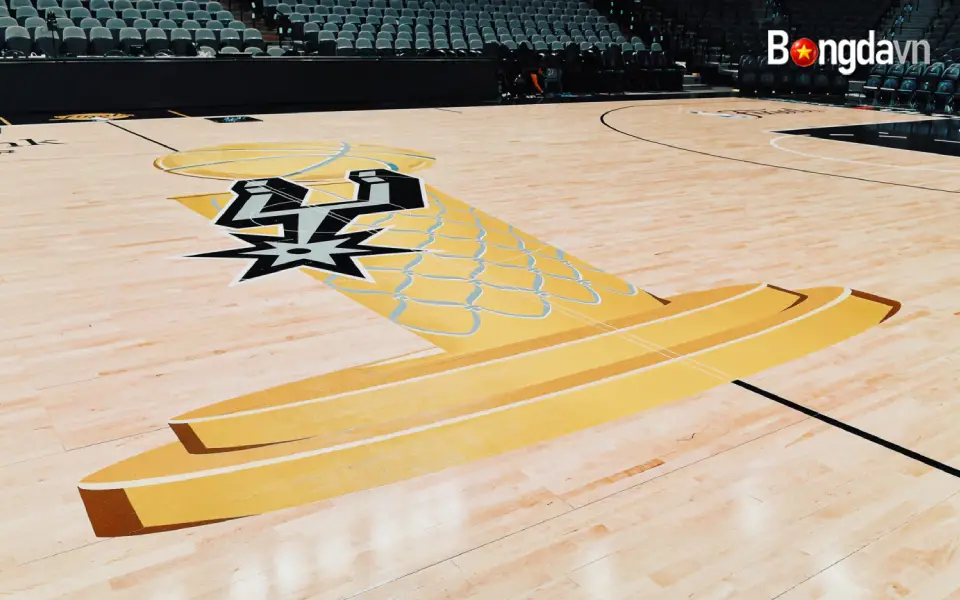 Chung Kết NBA 2026 Sự Trở Lại Của Biểu Tượng Larry O'Brien 4 Cúp Larry O'Brien Tái Xuất Tại Chung Kết NBA 2026