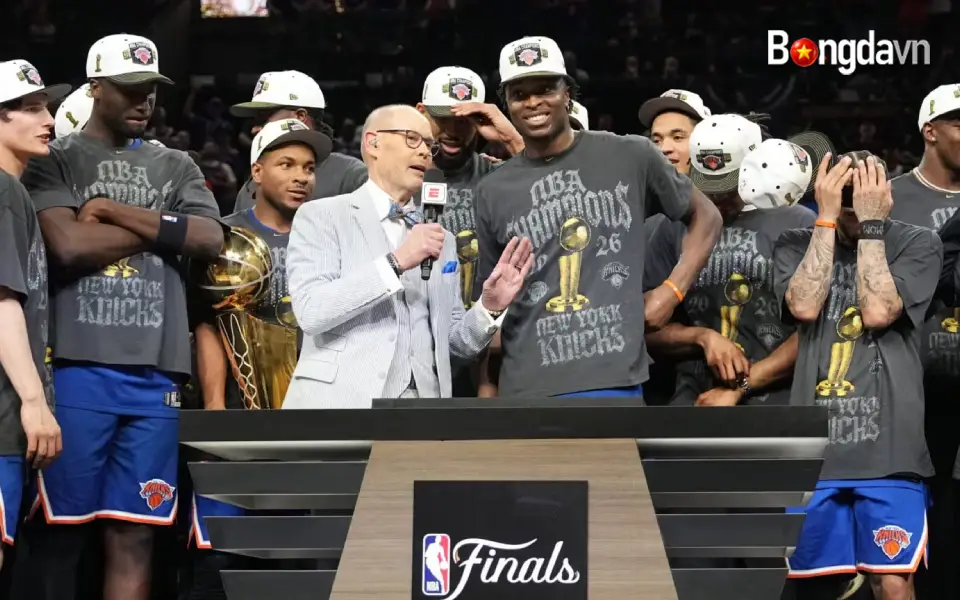 Khi Kẻ Yếu Thế New York Knicks Chinh Phục Nước Mỹ
