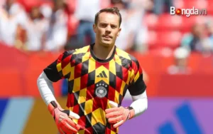 Manuel Neuer đã làm nên lịch sử khi thi đấu trận thứ 21 tại World Cup