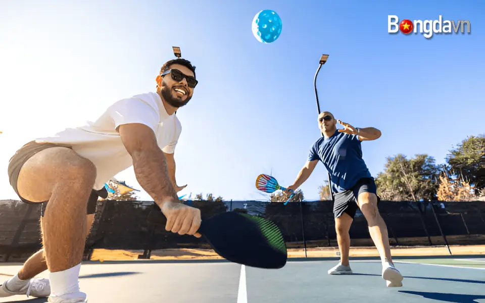 Những Nguy Cơ Đe Dọa Sức Khỏe Dưới Bức Xạ Nhiệt Khắc Nghiệt khi chơi pickleball