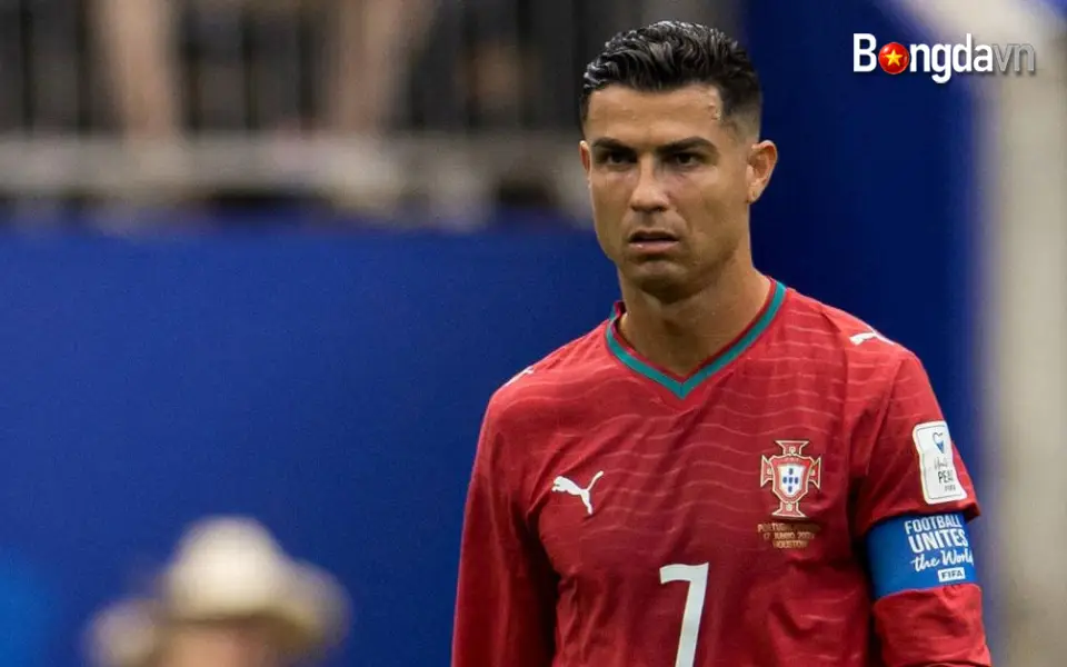 Ronaldo tiếp tục thi đấu trong khi Martinez của Bồ Đào Nha phải lên tiếng