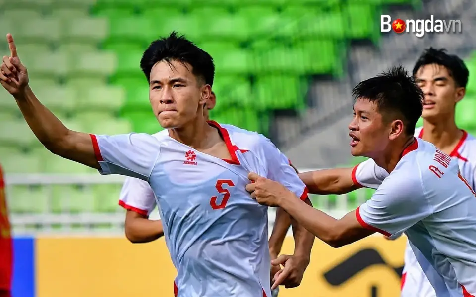 U19 Việt Nam sáng cửa đi tiếp